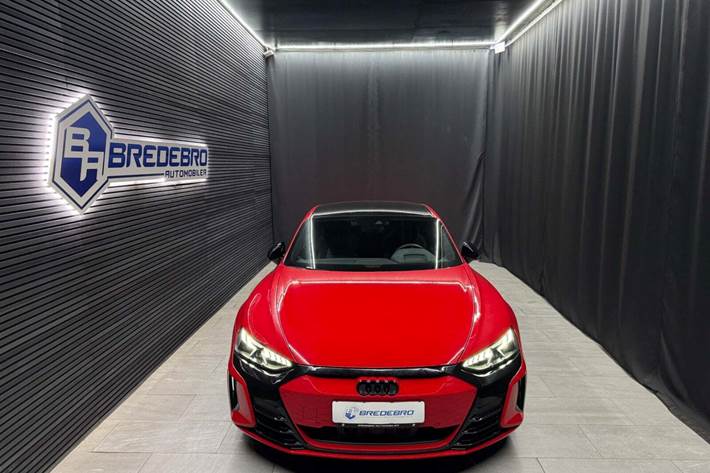 Rød Audi RS e-tron GT fra 2023