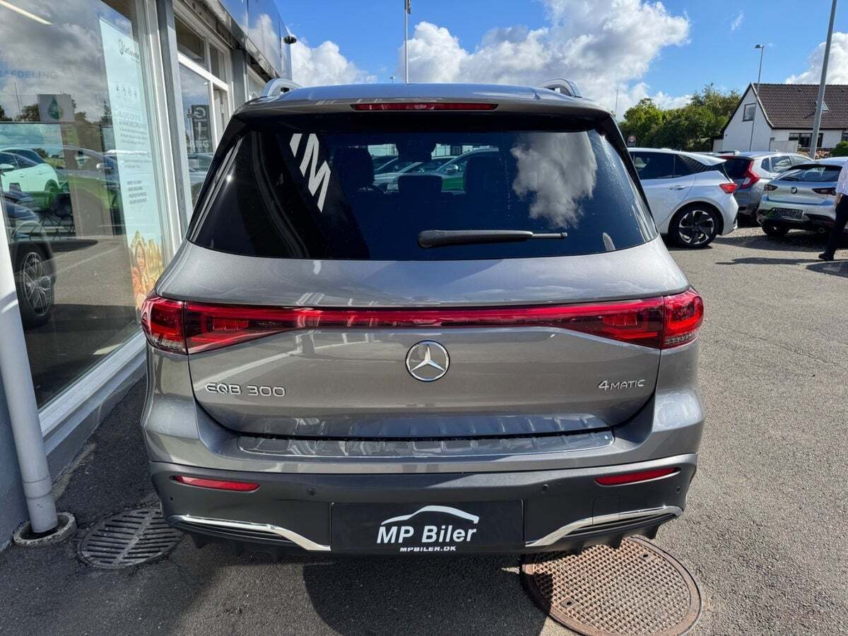 Mercedes EQB300 AMG Line 4Matic