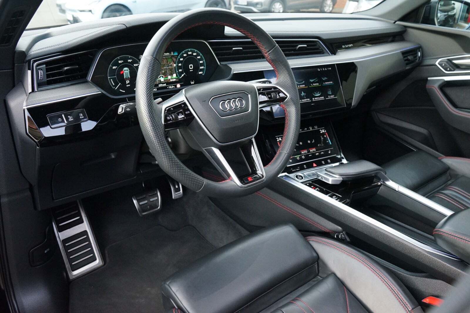 Audi Q8 e-tron 55 S-line Black Style quattro