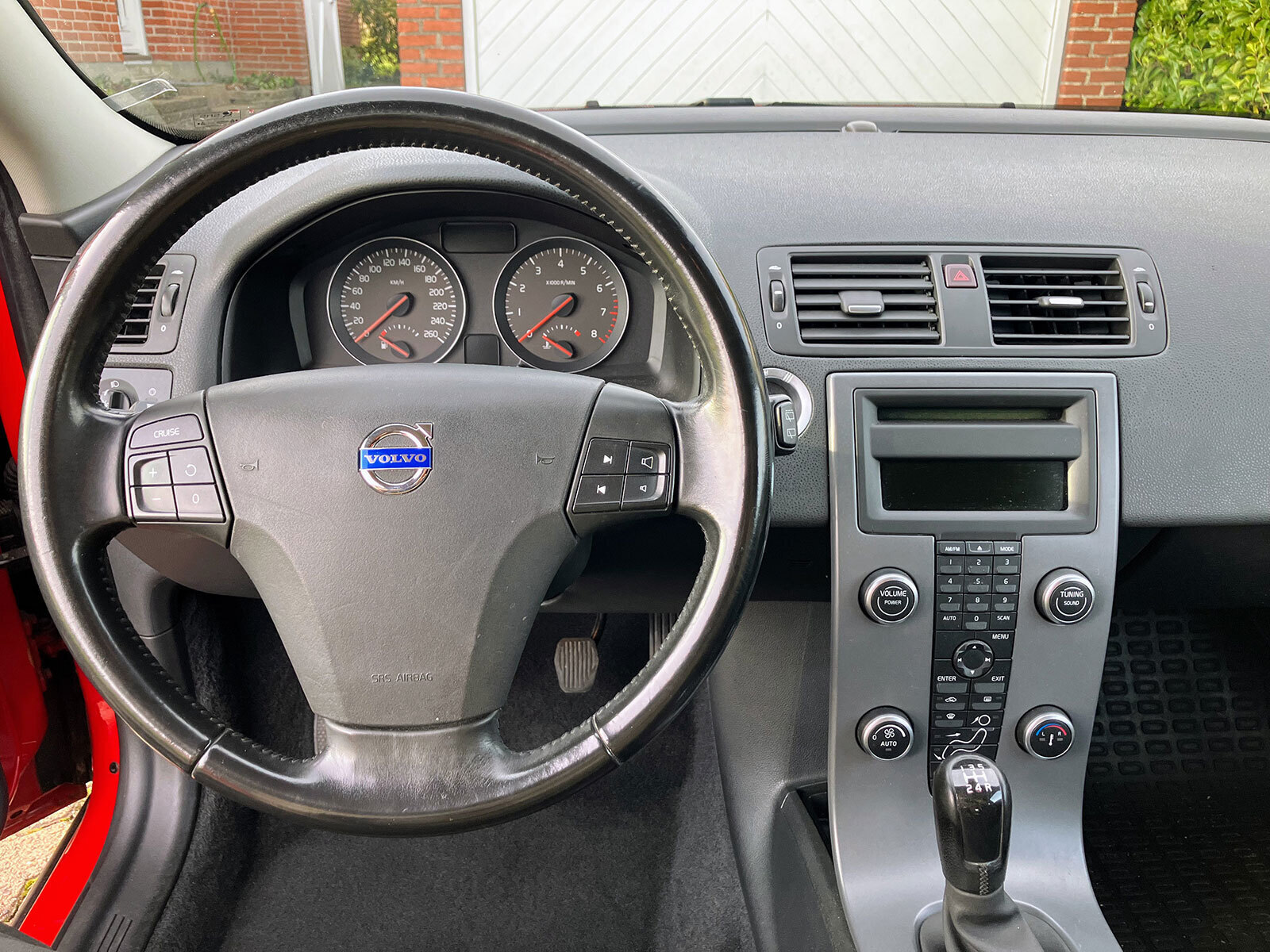 Rød Volvo C30 fra 2010