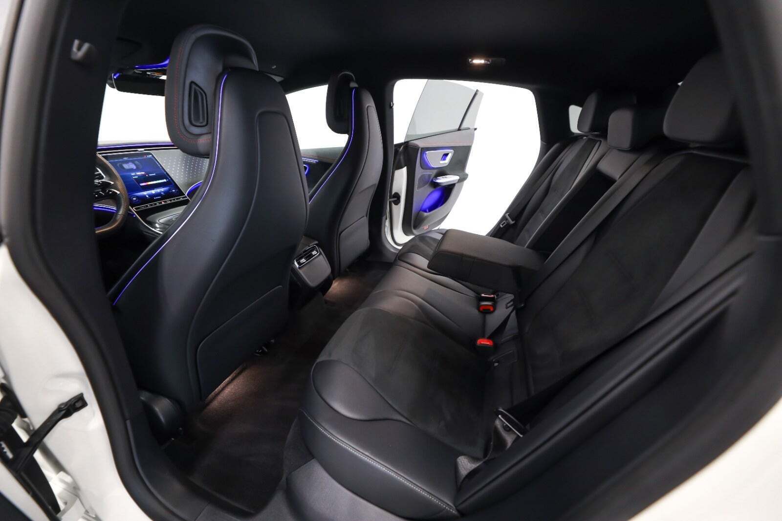 Mercedes EQE350 AMG Line