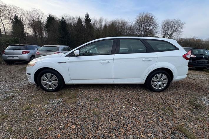 undefined Ford Mondeo fra 2011