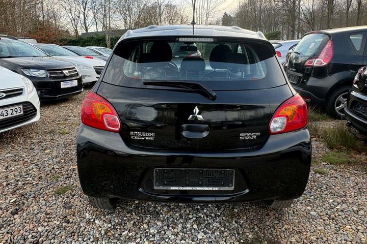 undefined Mitsubishi Space Star fra 2015
