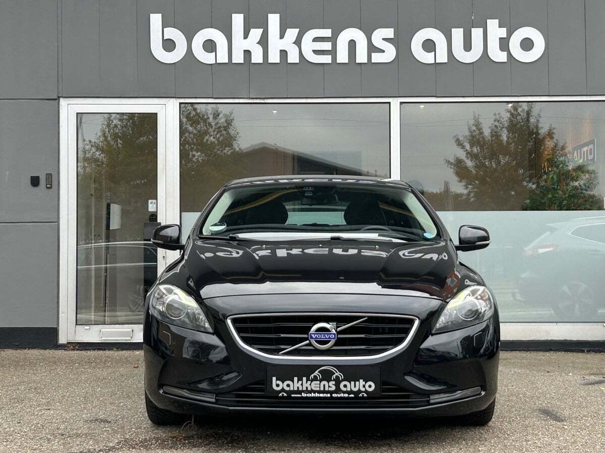Volvo V40 1,6 D2 115 Momentum aut.