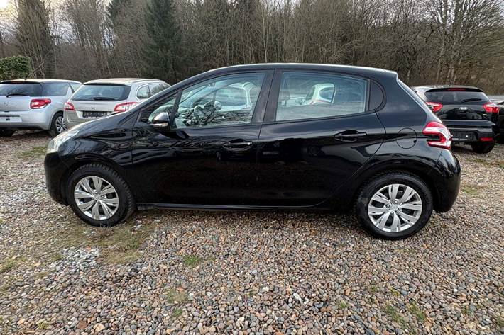 undefined Peugeot 208 fra 2012