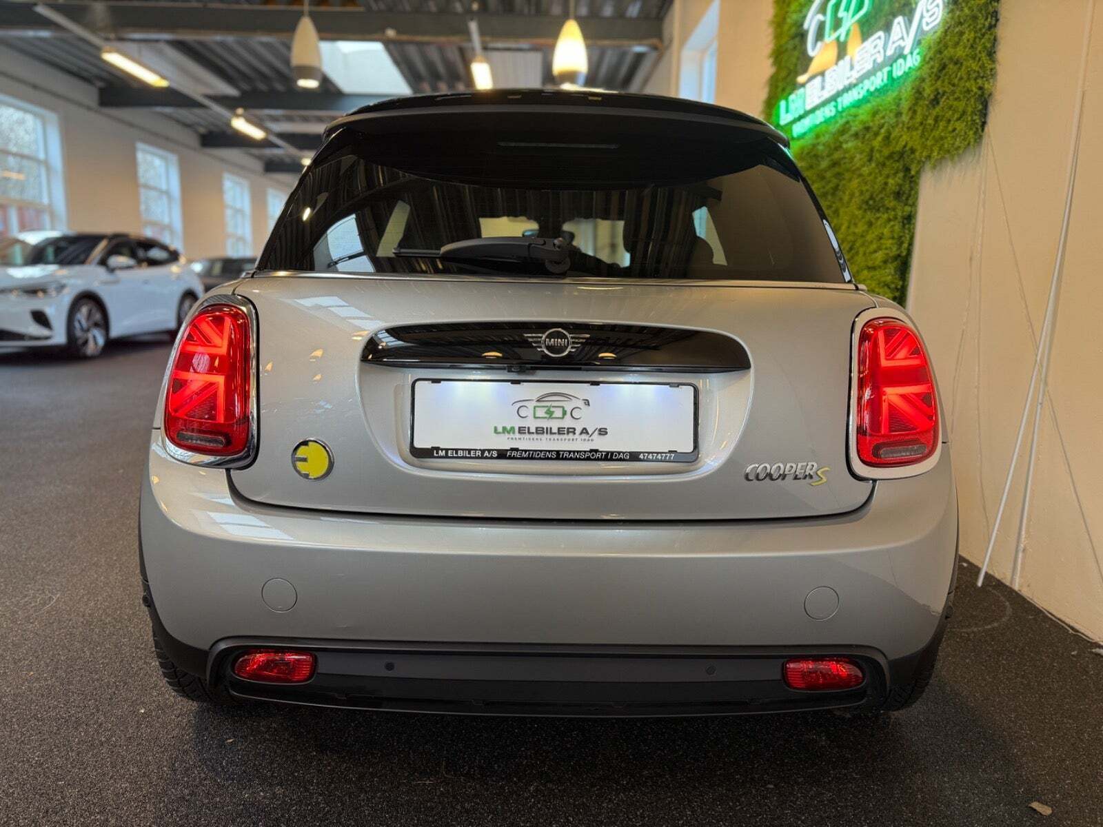 Mini Cooper SE Classic Trim