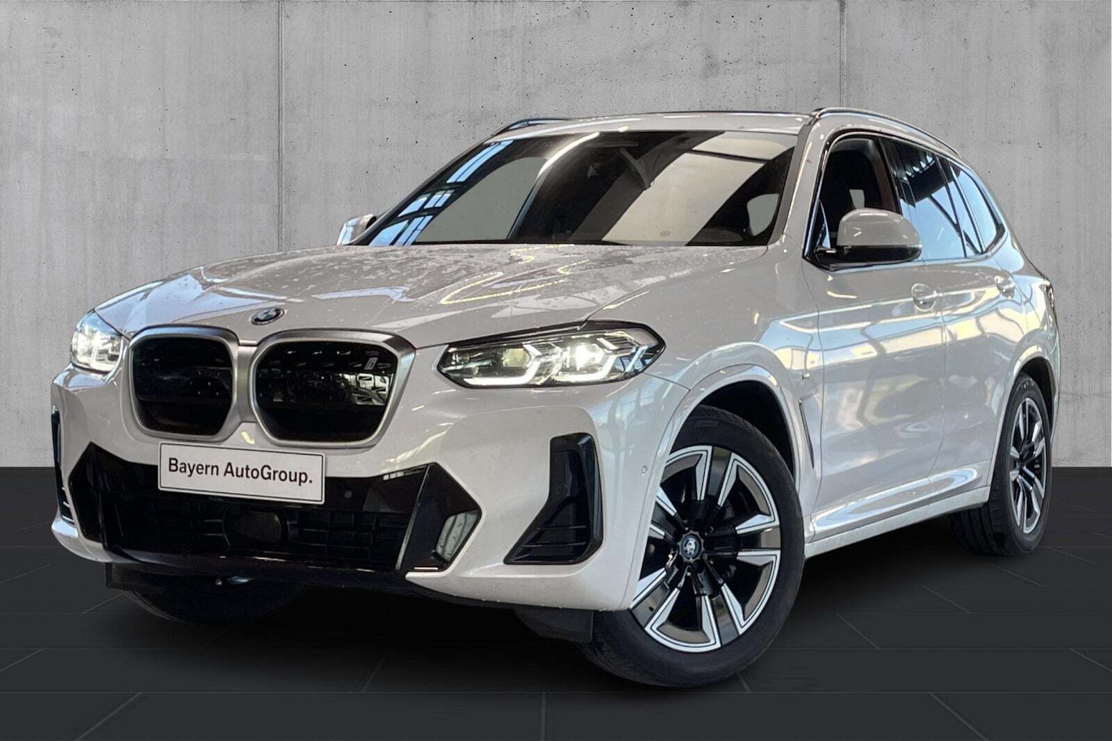 BMW iX3 Charged M-Sport