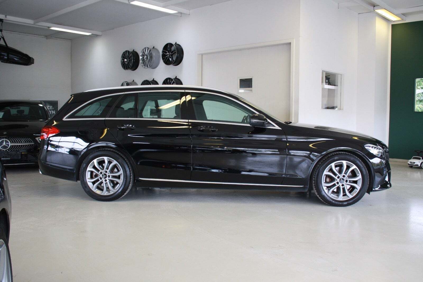 Mercedes C200 1,5 Advantage stc. aut.