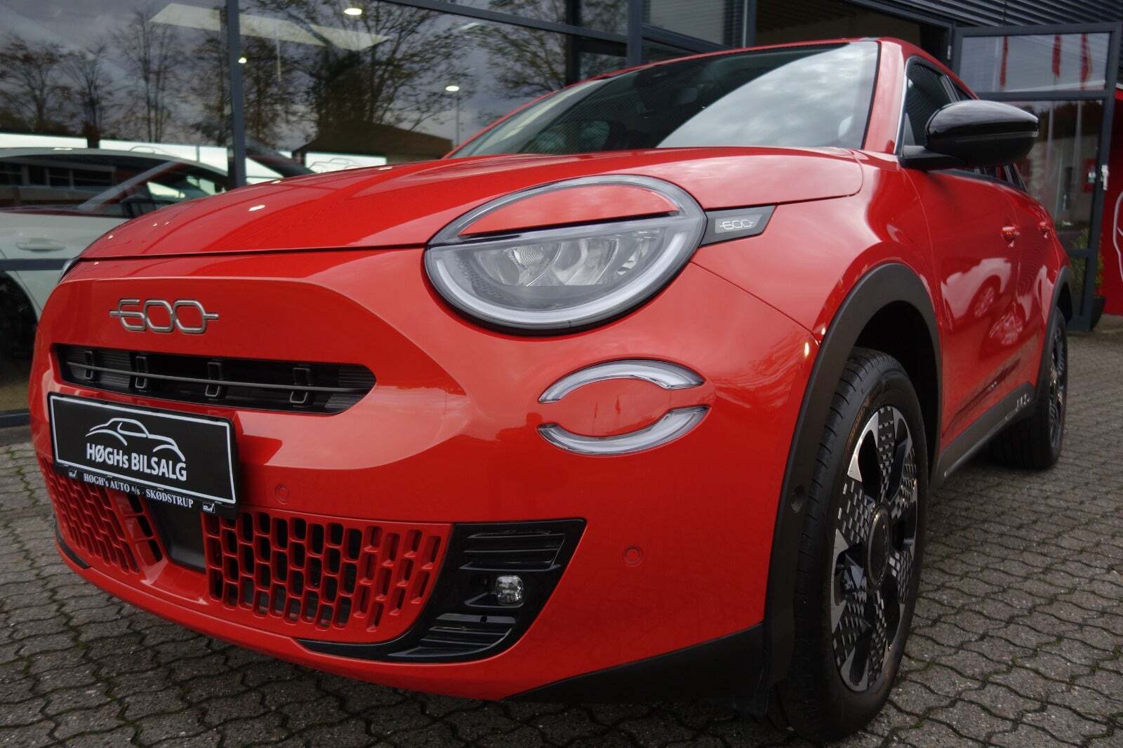 Orange Fiat 600e fra 2024