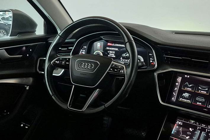 Grå Audi A6 fra 2021
