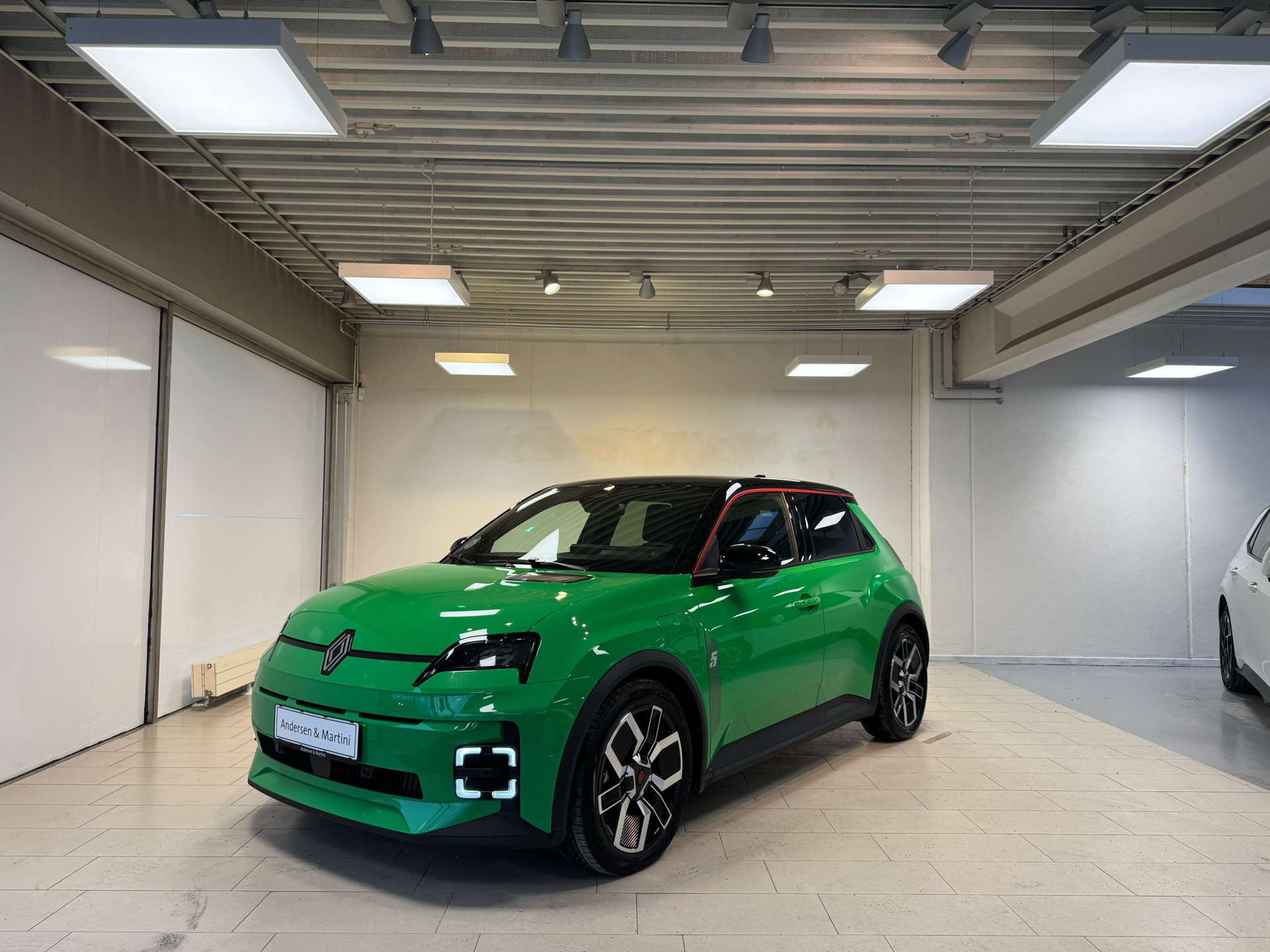 Renault R5 EL Techno 150HK 5d Aut.