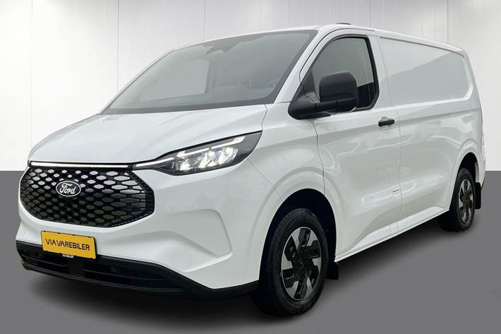 Hvid Ford E-Transit Custom fra 2025 set udefra