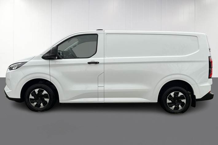 Hvid Ford E-Transit Custom fra 2025