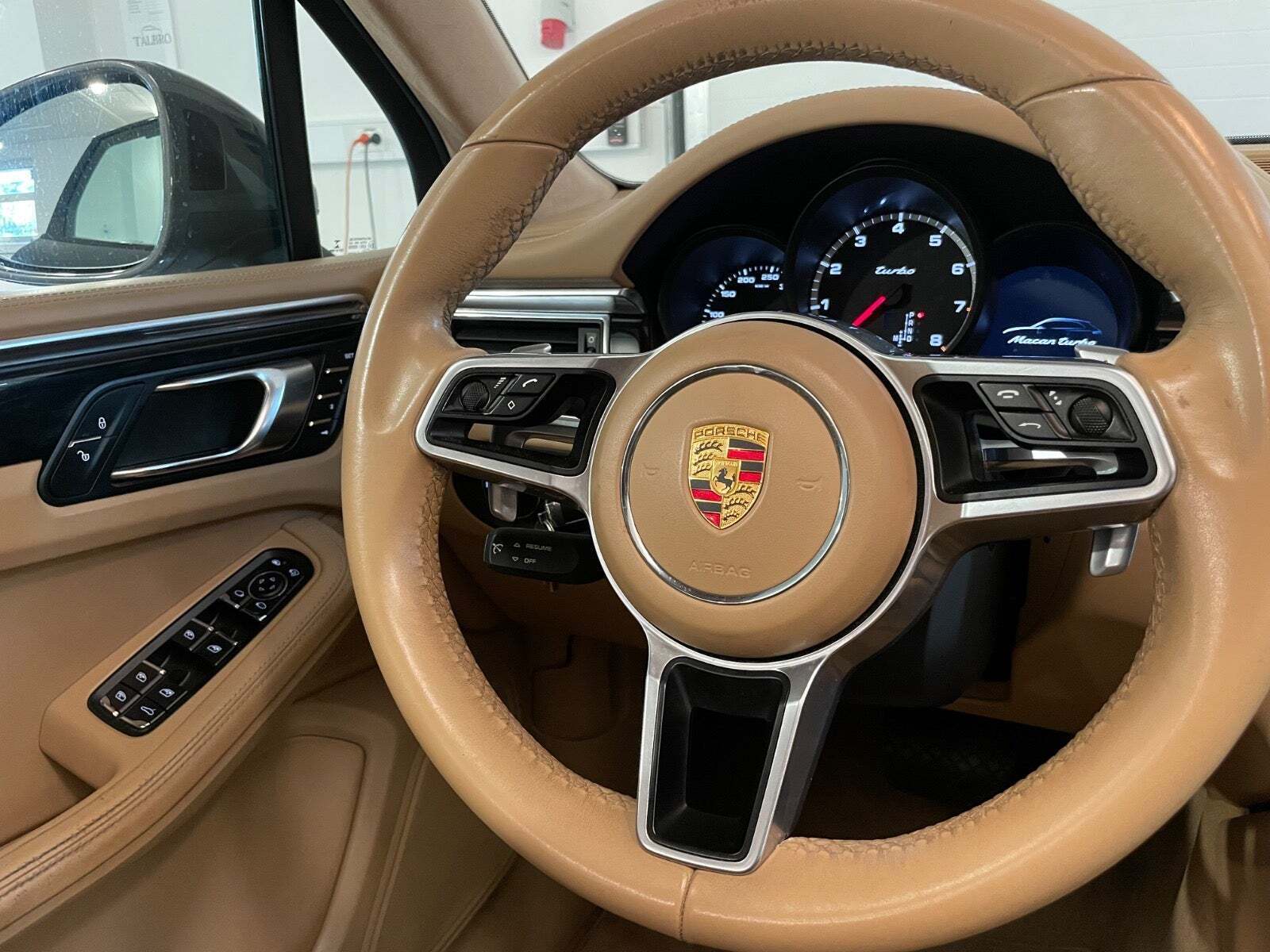 Porsche Macan Turbo 3,6 PDK