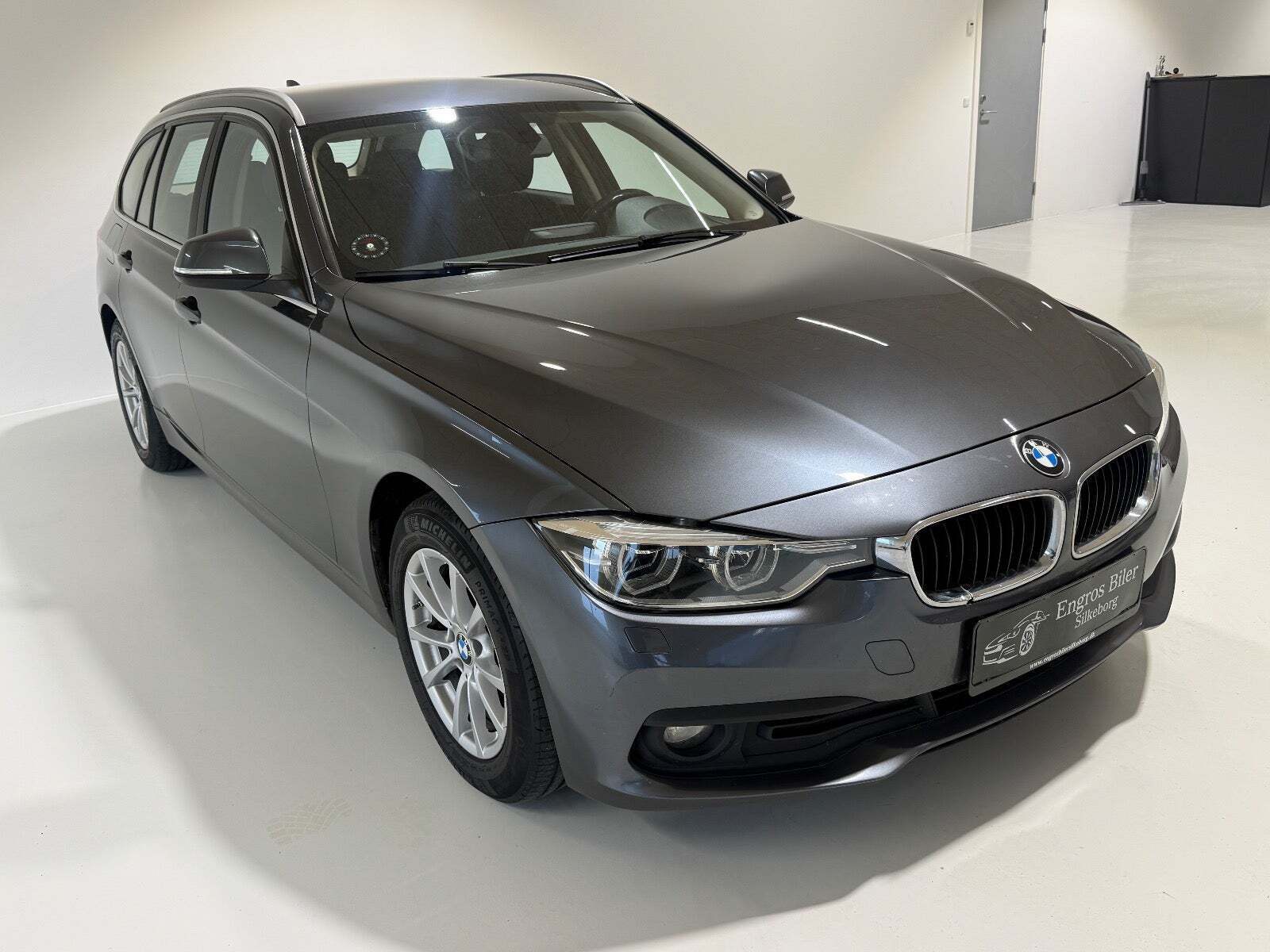 BMW 320d 2,0 Touring aut.