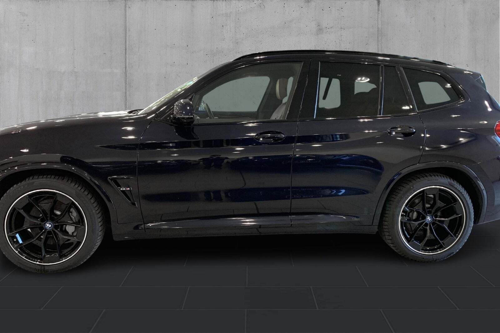 BMW iX3 Charged Plus