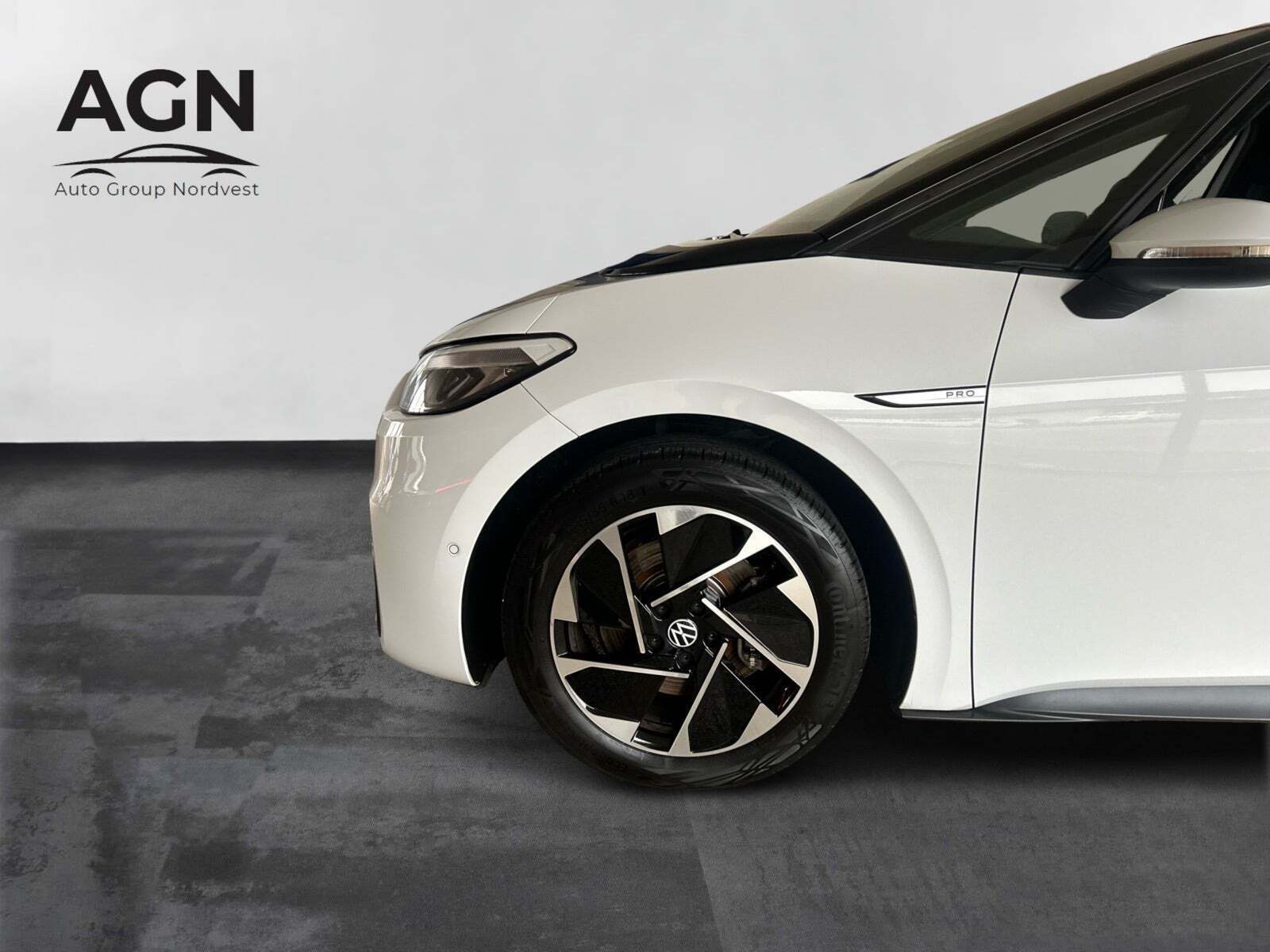 Hvid VW ID.3 fra 2023