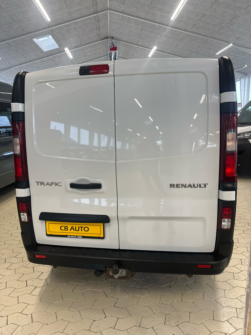 Renault Trafic 2,0 T29 L2H1 DCI 145HK Van 6g Aut.