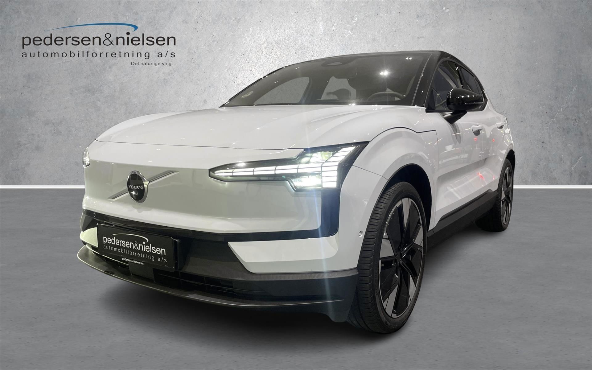 Blå Volvo EX30 fra 2024