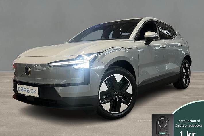 Grå Volvo EX30 fra 2025 set udefra