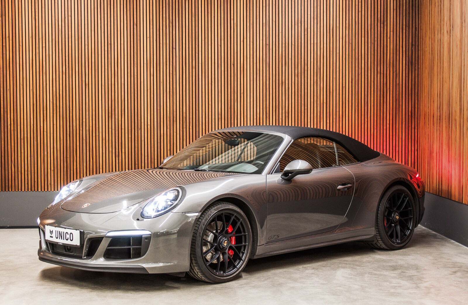 Porsche 911 Carrera 4 GTS 3,0 Cabriolet PDK