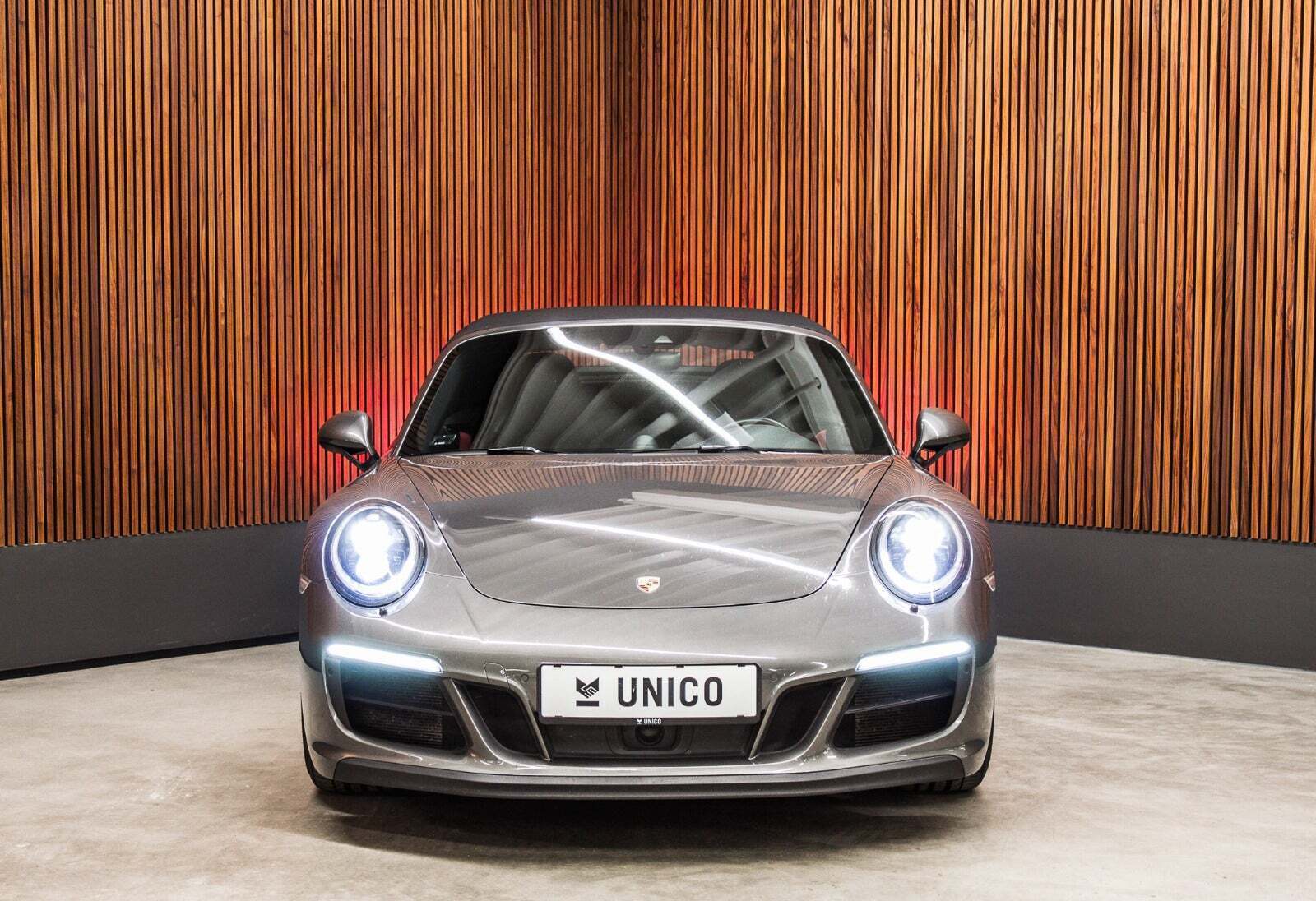 Porsche 911 Carrera 4 GTS 3,0 Cabriolet PDK