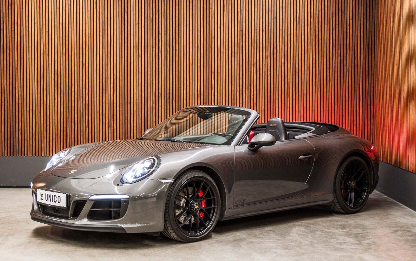 Porsche 911 Carrera 4 GTS 3,0 Cabriolet PDK