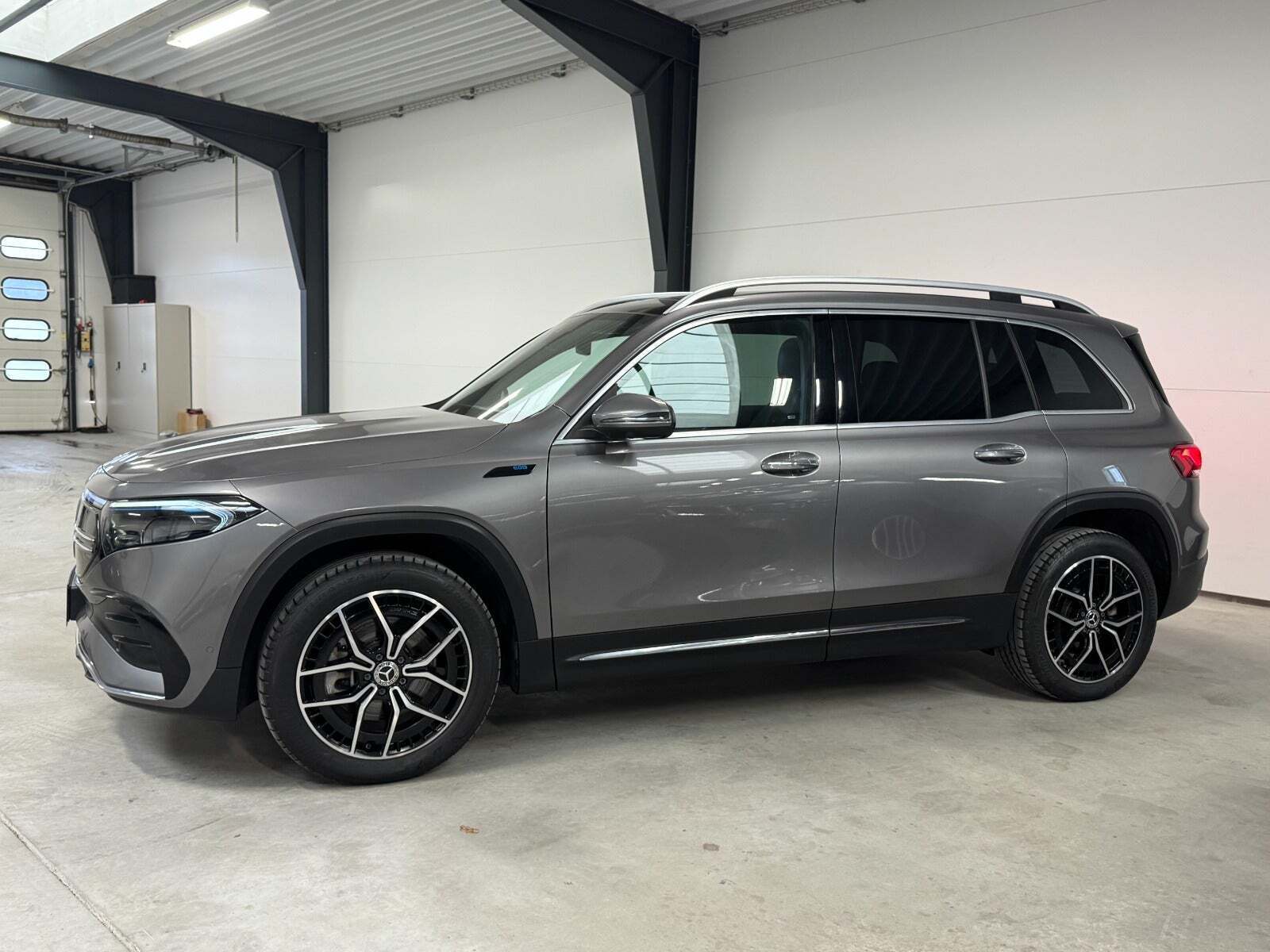 Mercedes EQB300 AMG Line 4Matic 7prs