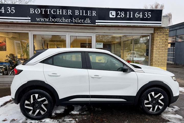 Hvid Opel Mokka-e fra 2022