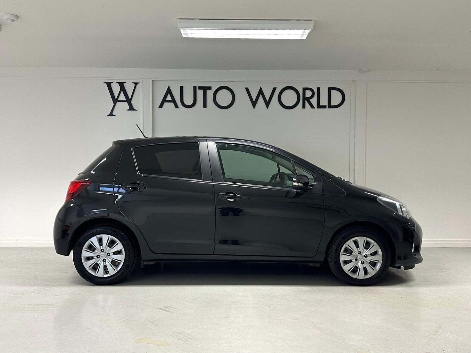 Toyota Yaris 1,0 VVT-i T1