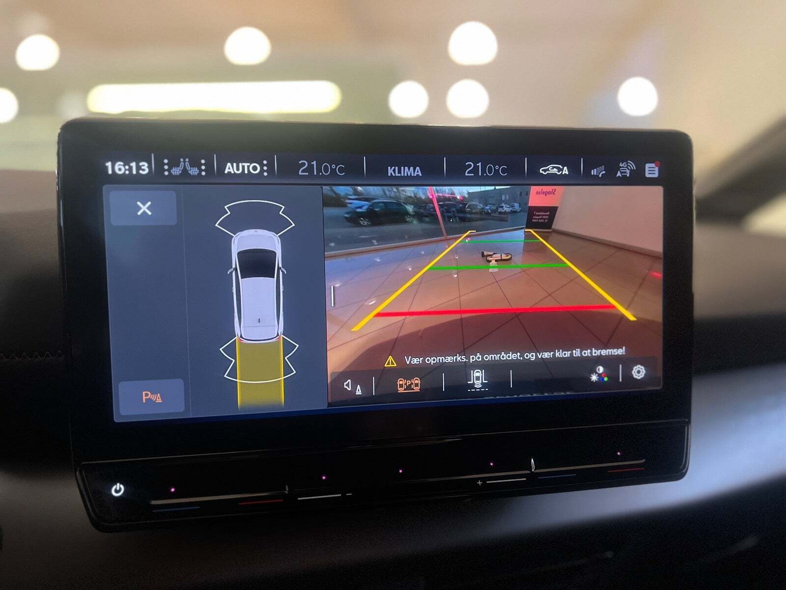 Sølv Cupra Born fra 2023