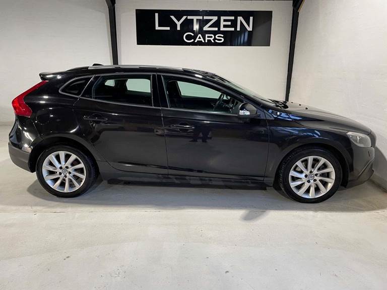 Volvo V40 CC 2,0 D3 150 Kinetic