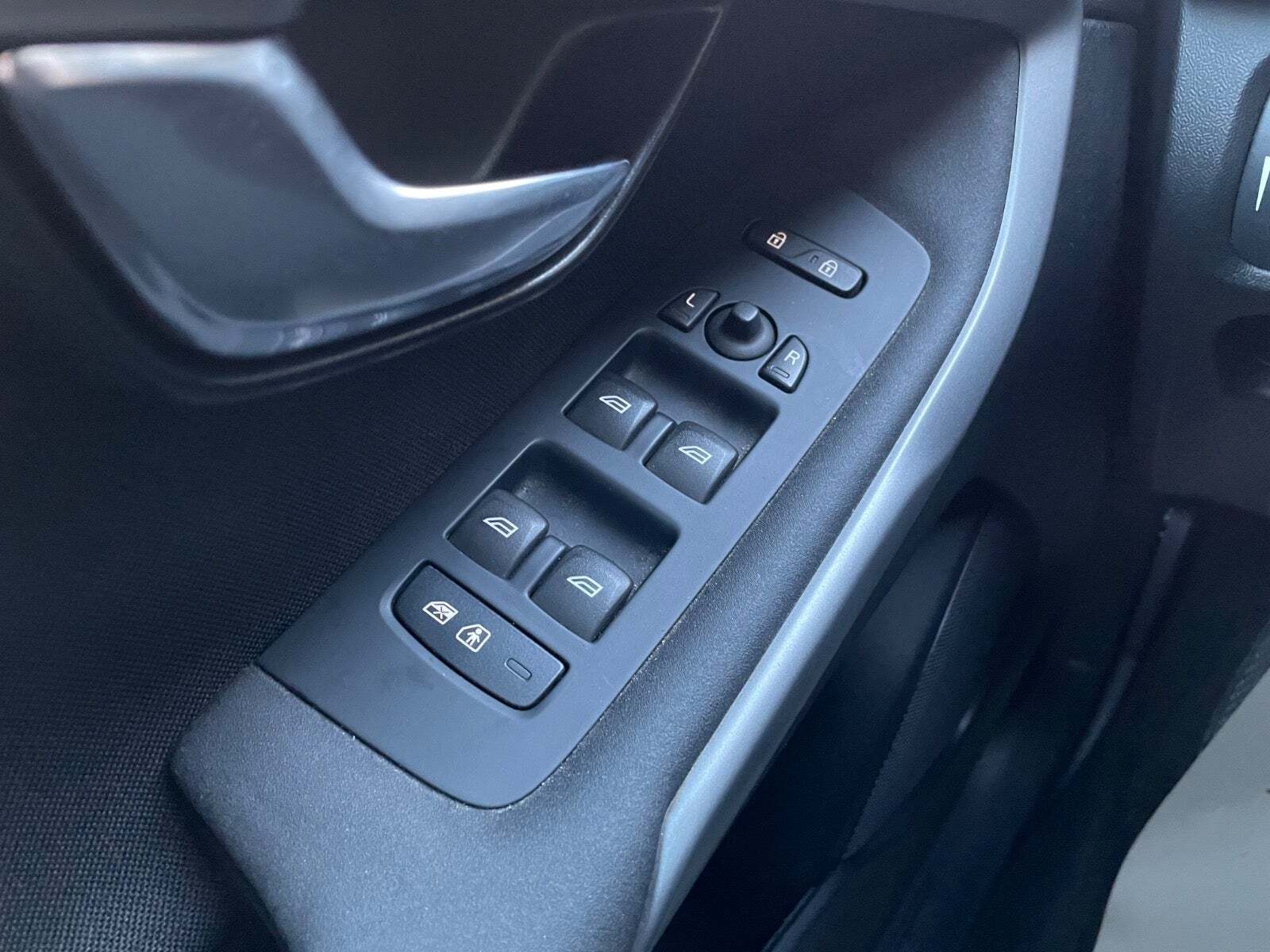 Sort Volvo V40 CC fra 2016