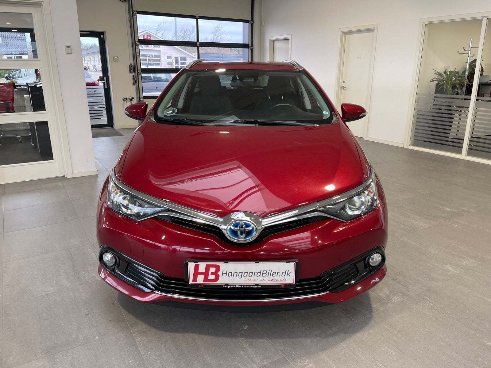 Toyota Auris 1,8 Hybrid H2 Comfort Touring Sports CVT