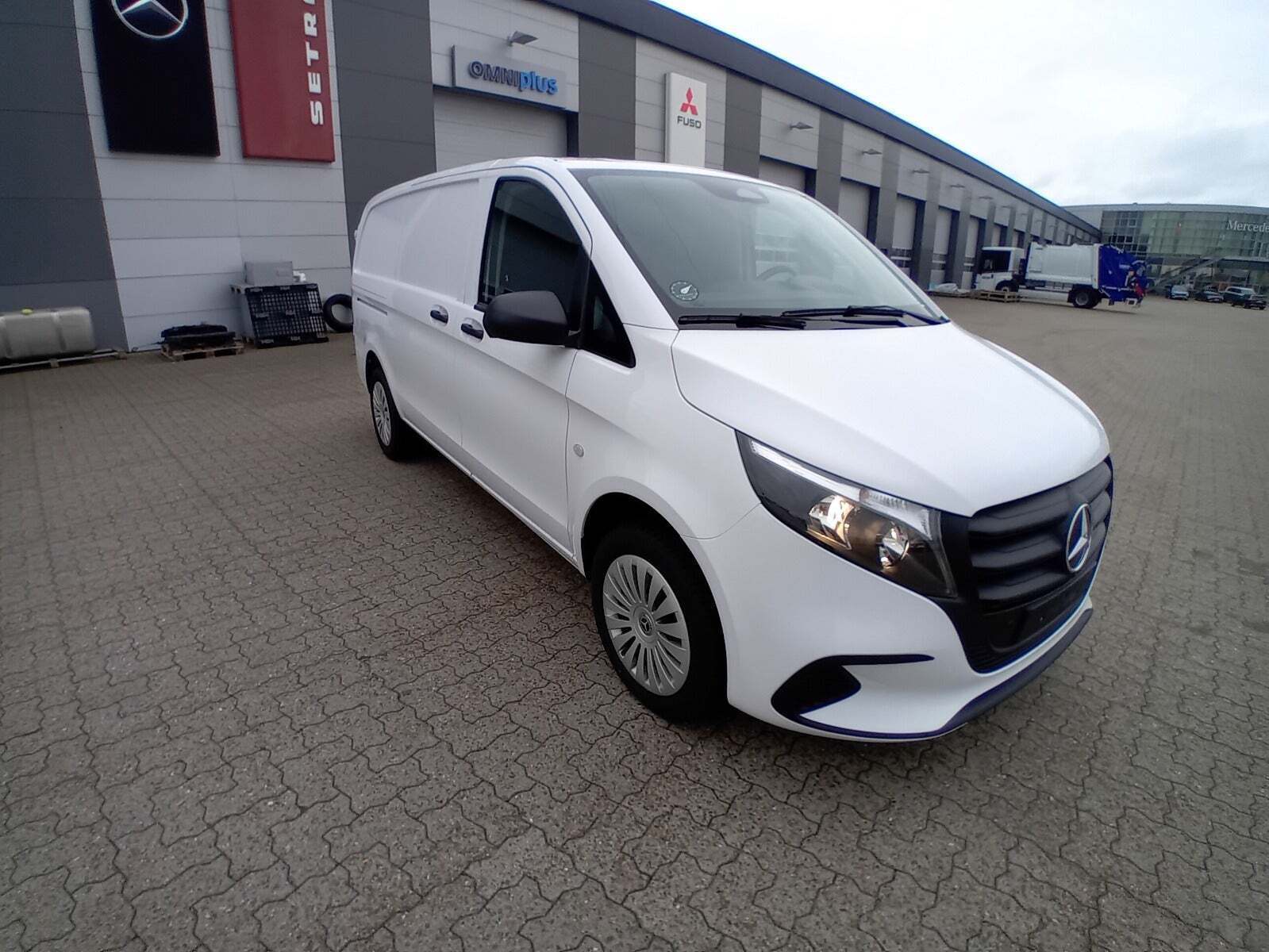 Mercedes Vito 114 2,0 CDi A2 Kassevogn PRO aut. RWD