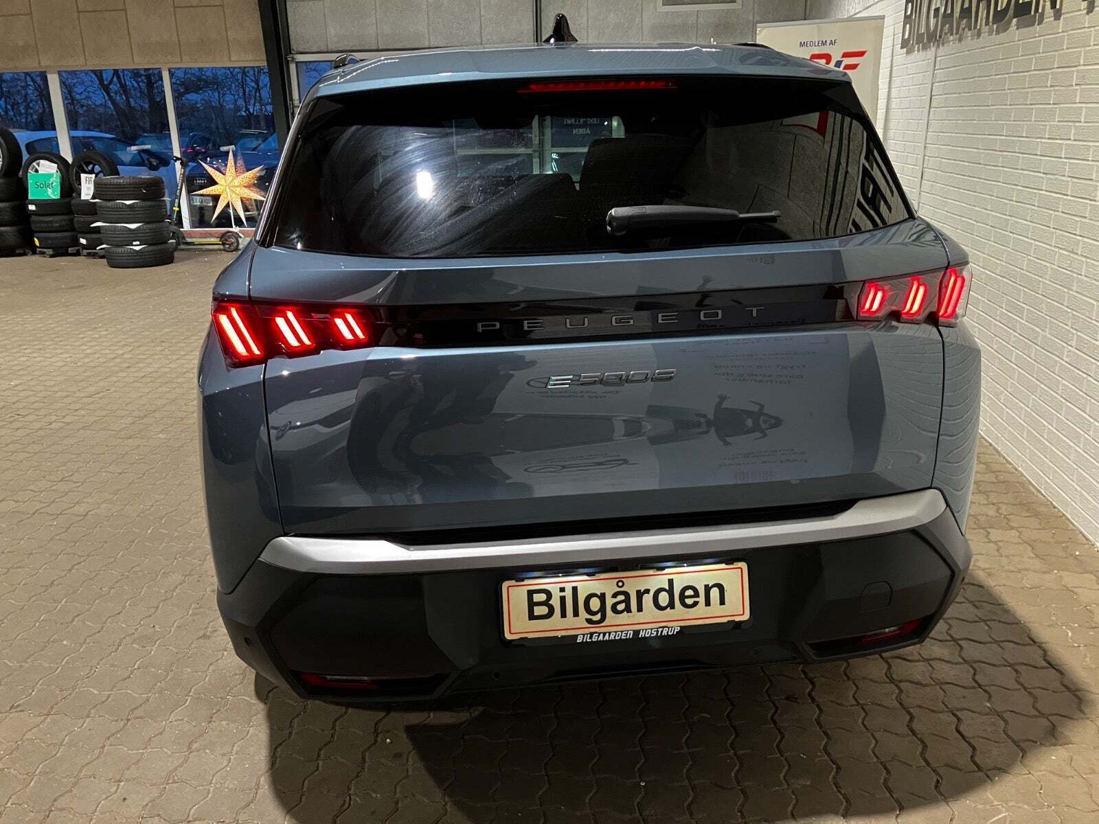 Peugeot e-5008 77 Allure 7prs