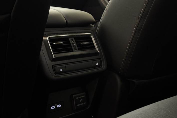 Brun Mazda CX-60 fra 2024