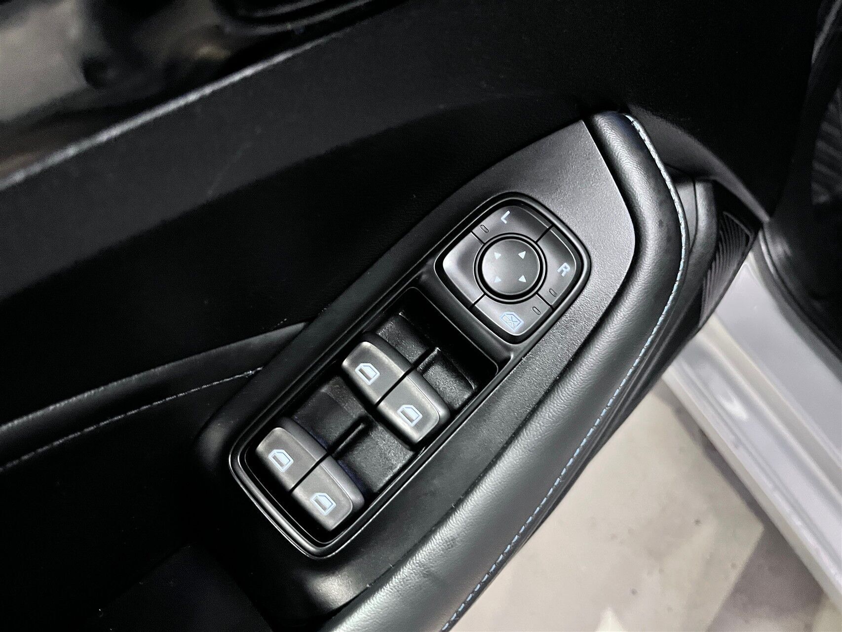 Sølv MG MG5 Electric fra 2022