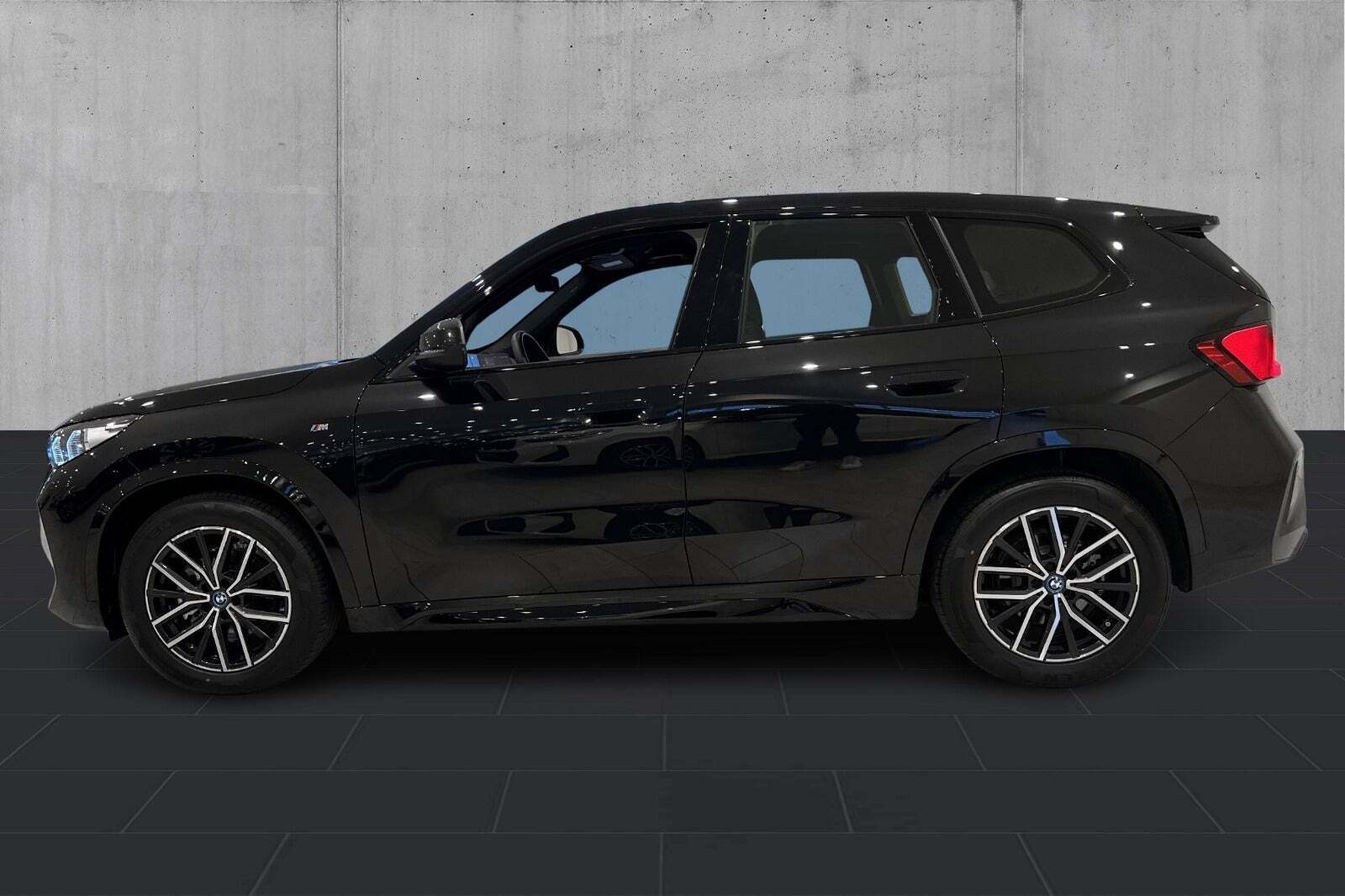BMW iX1 eDrive20 M-Sport
