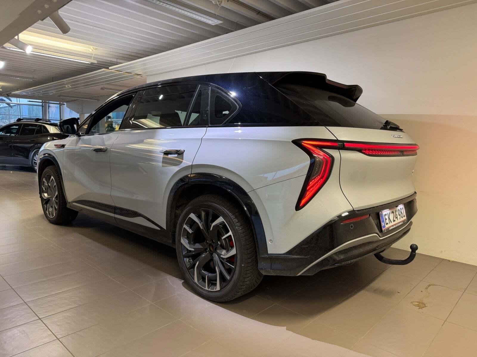 Hongqi EHS7 111 Exclusive