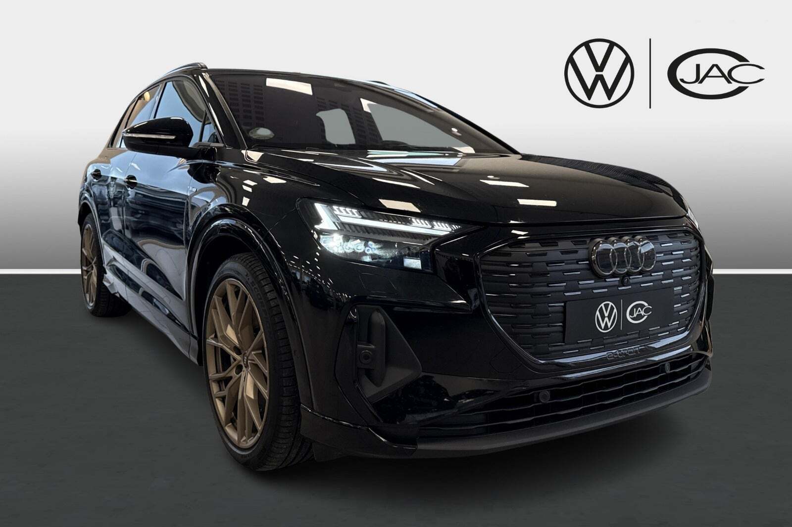 Bronze Audi Q4 e-tron fra 2025 set udefra