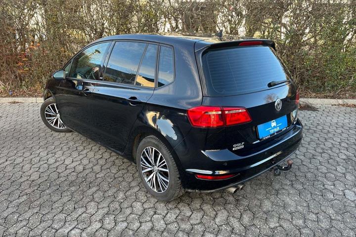 undefined VW Golf Sportsvan fra 2017
