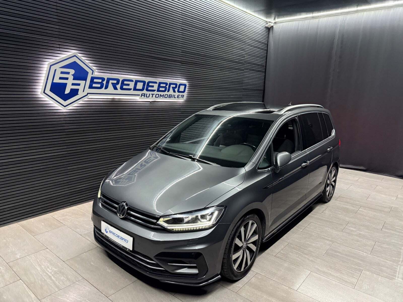VW Touran 2,0 TDi 190 R-line DSG 7prs - 279.500 kr