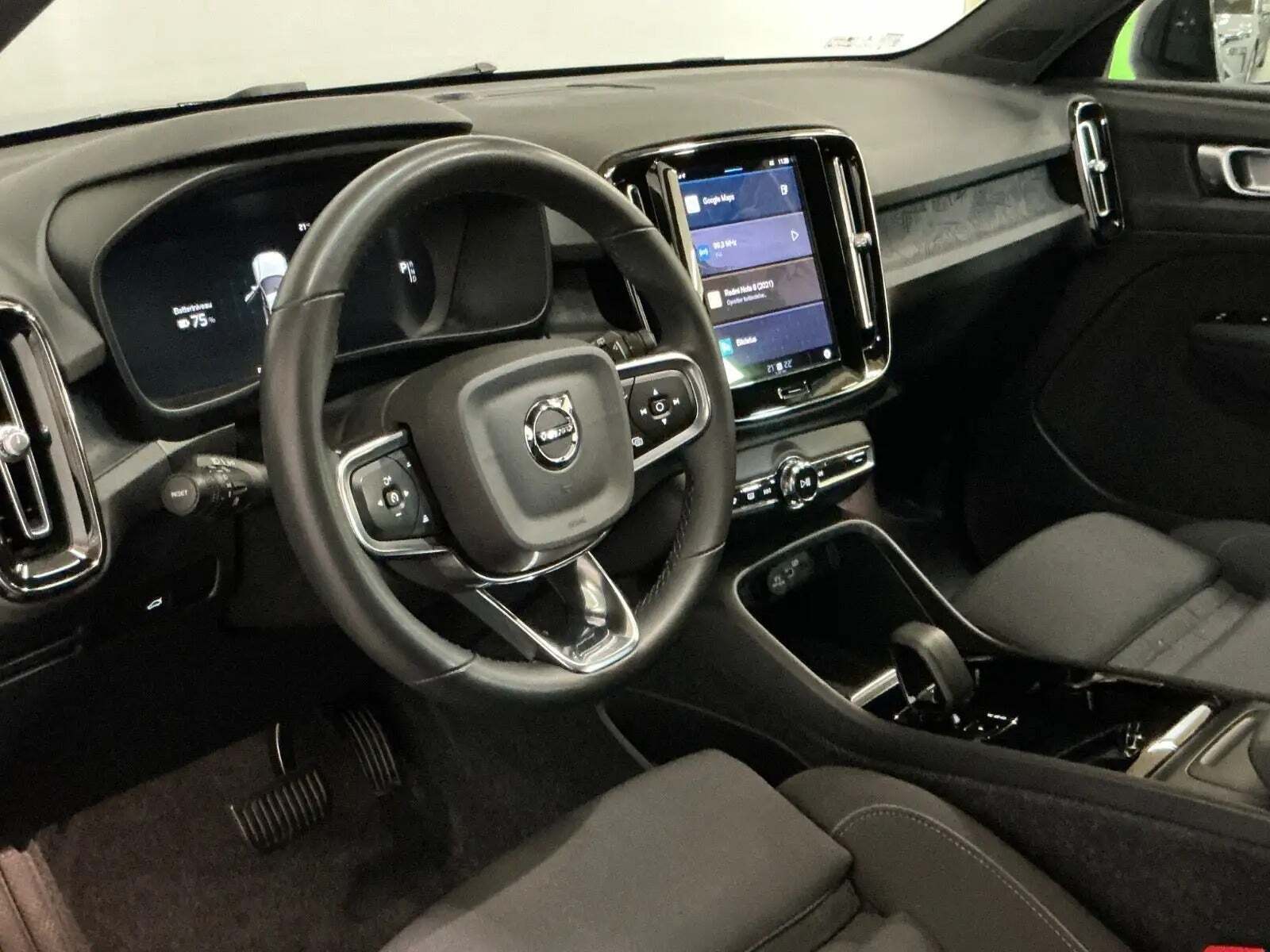 Volvo XC40 P6 ReCharge Core