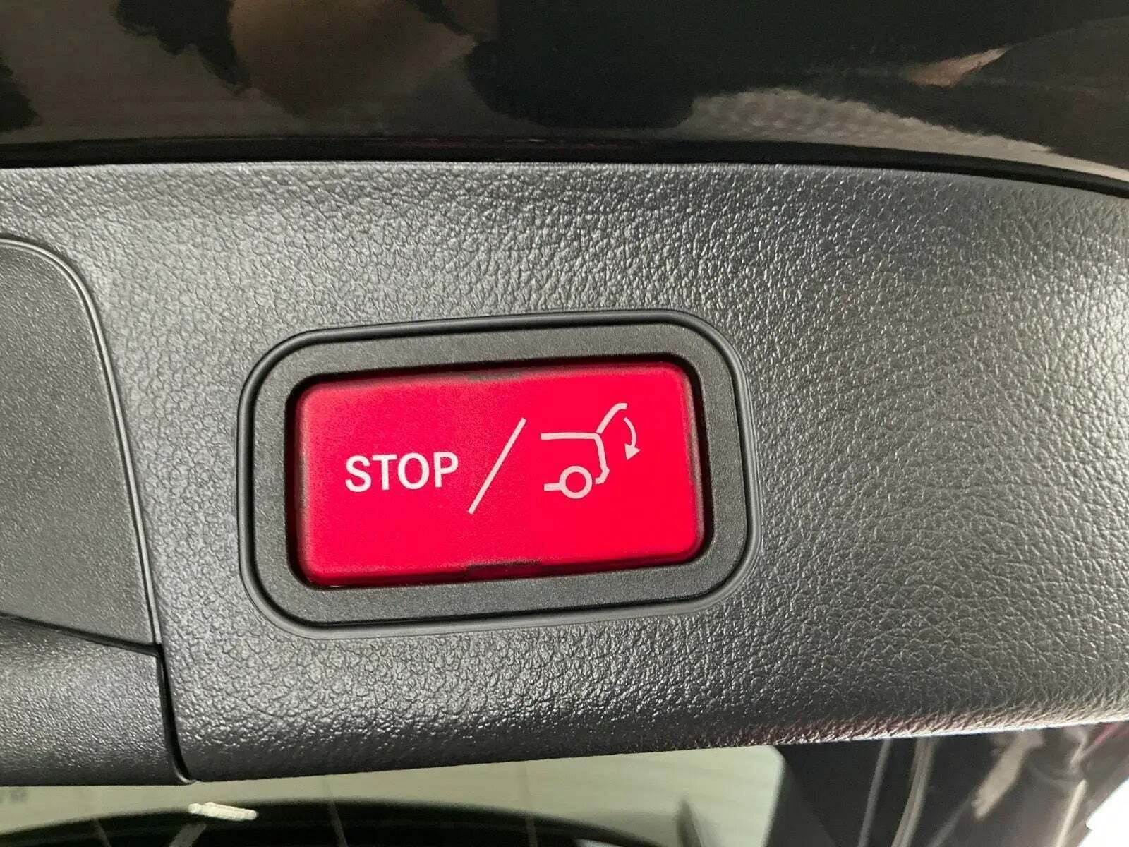 Sort Mercedes EQA250 fra 2022