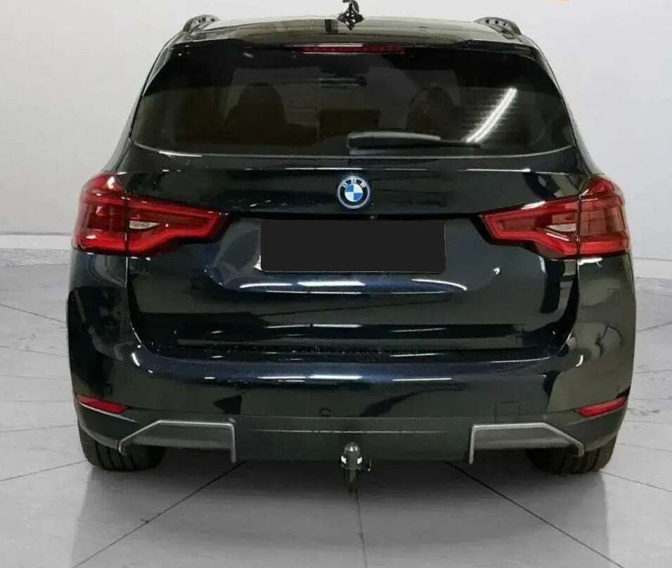 BMW iX3 Charged