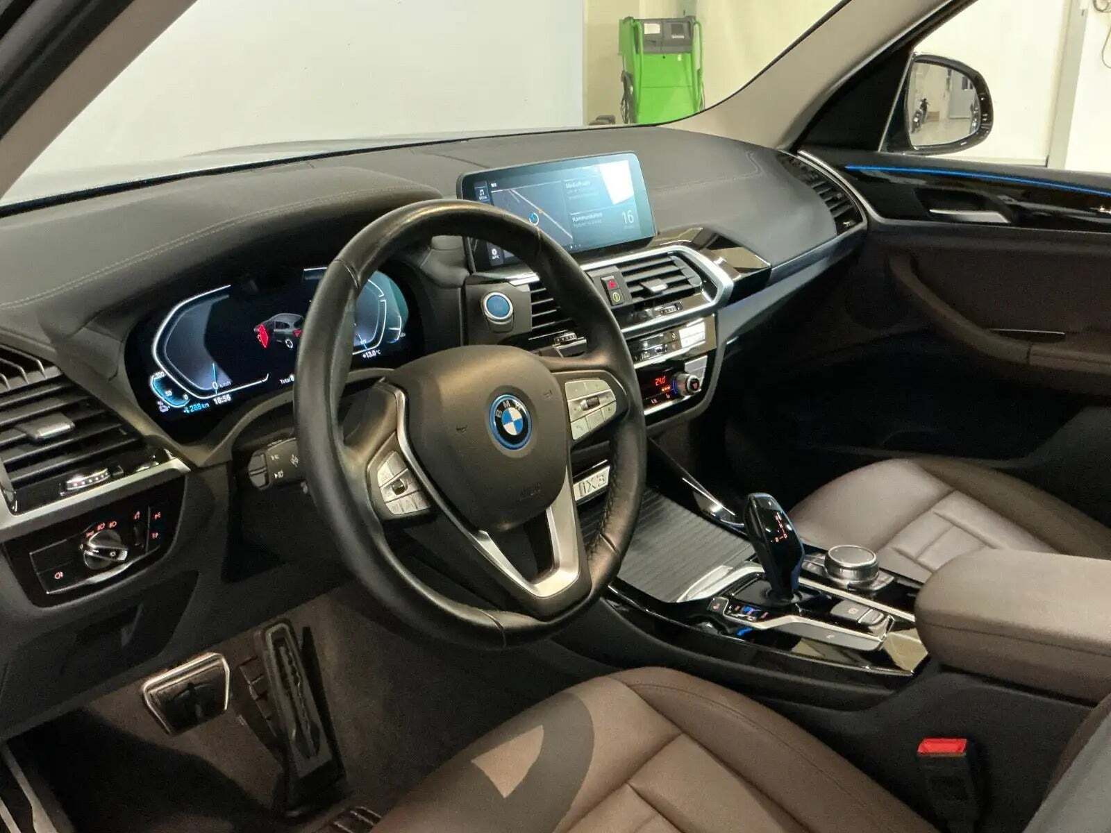 BMW iX3 Charged