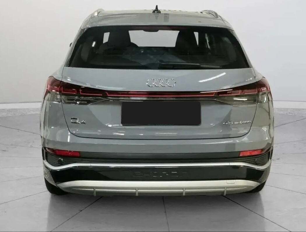 Audi Q4 e-tron 45 S-line