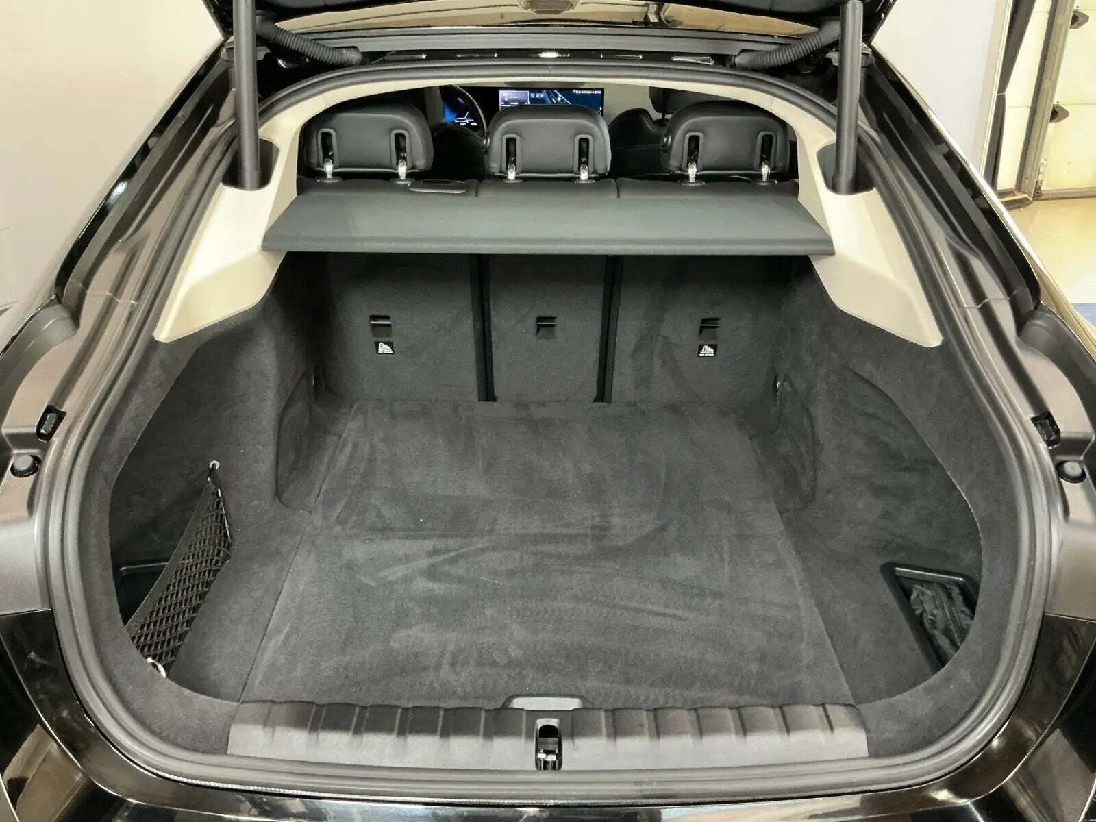 Sort BMW i4 fra 2024