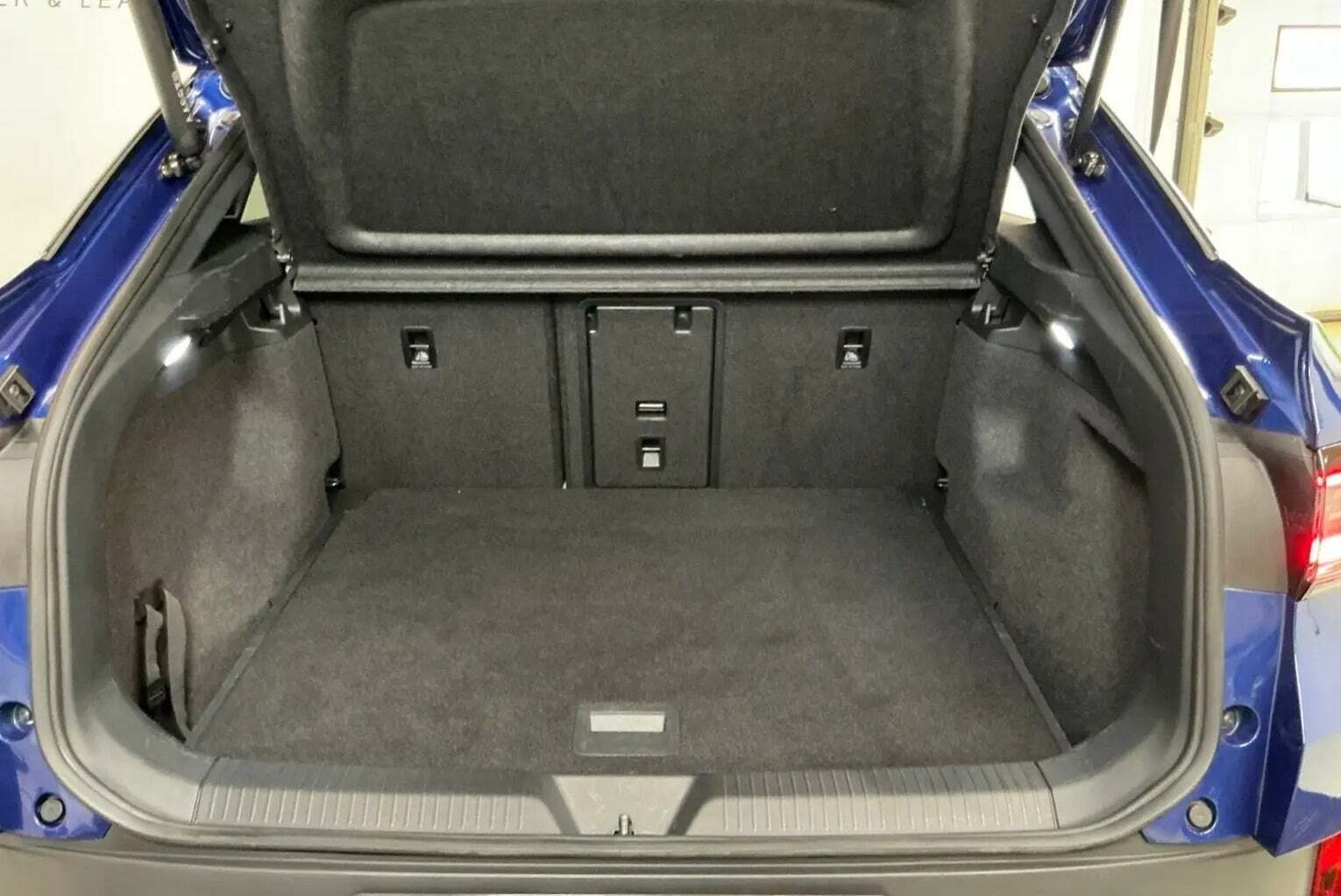 Blå VW ID.5 fra 2023